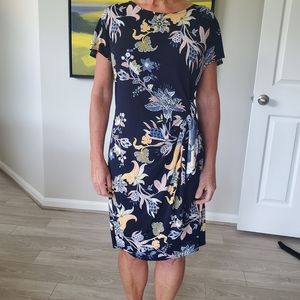 Navy smooth fabric dress with sude knot